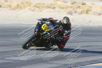 media/Jan-10-2025-CVMA Friday Practice (Fri) [[489e0da257]]/Group 4 and Trackday/Session 2 (Turn 4 Inside)/